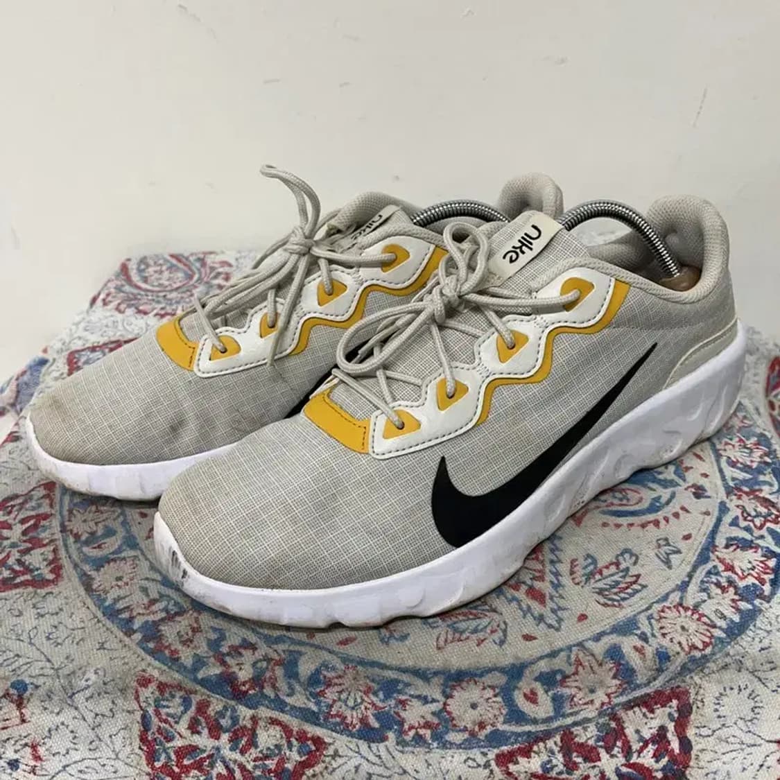 나이키 익스플로러 스트라다 스니커즈 운동화 275 E01407 상품이미지1