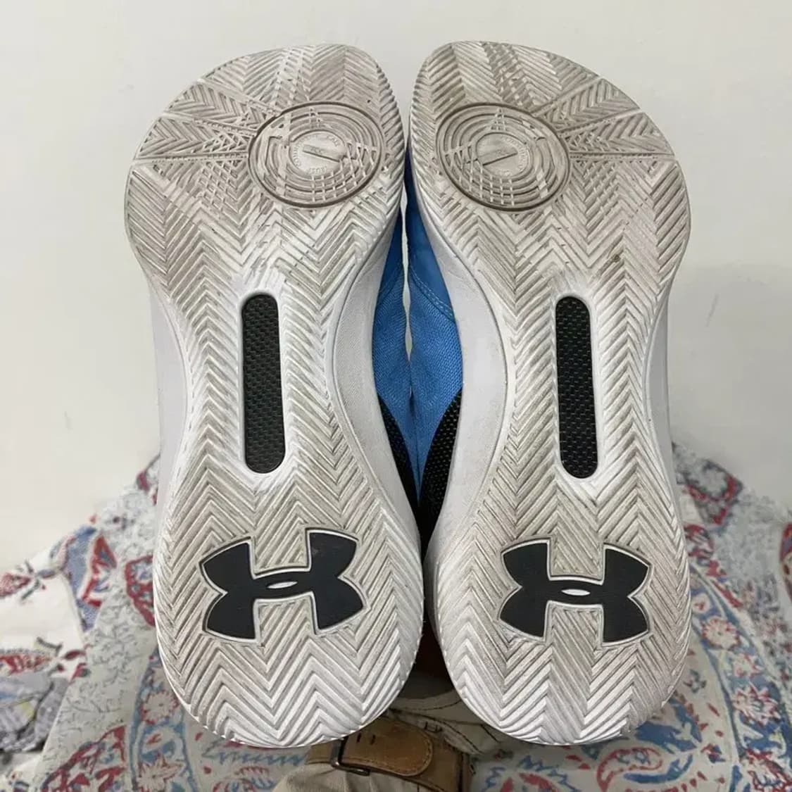 언더아머 커리 3 로우 농구화 운동화 270 E01409 상품이미지4