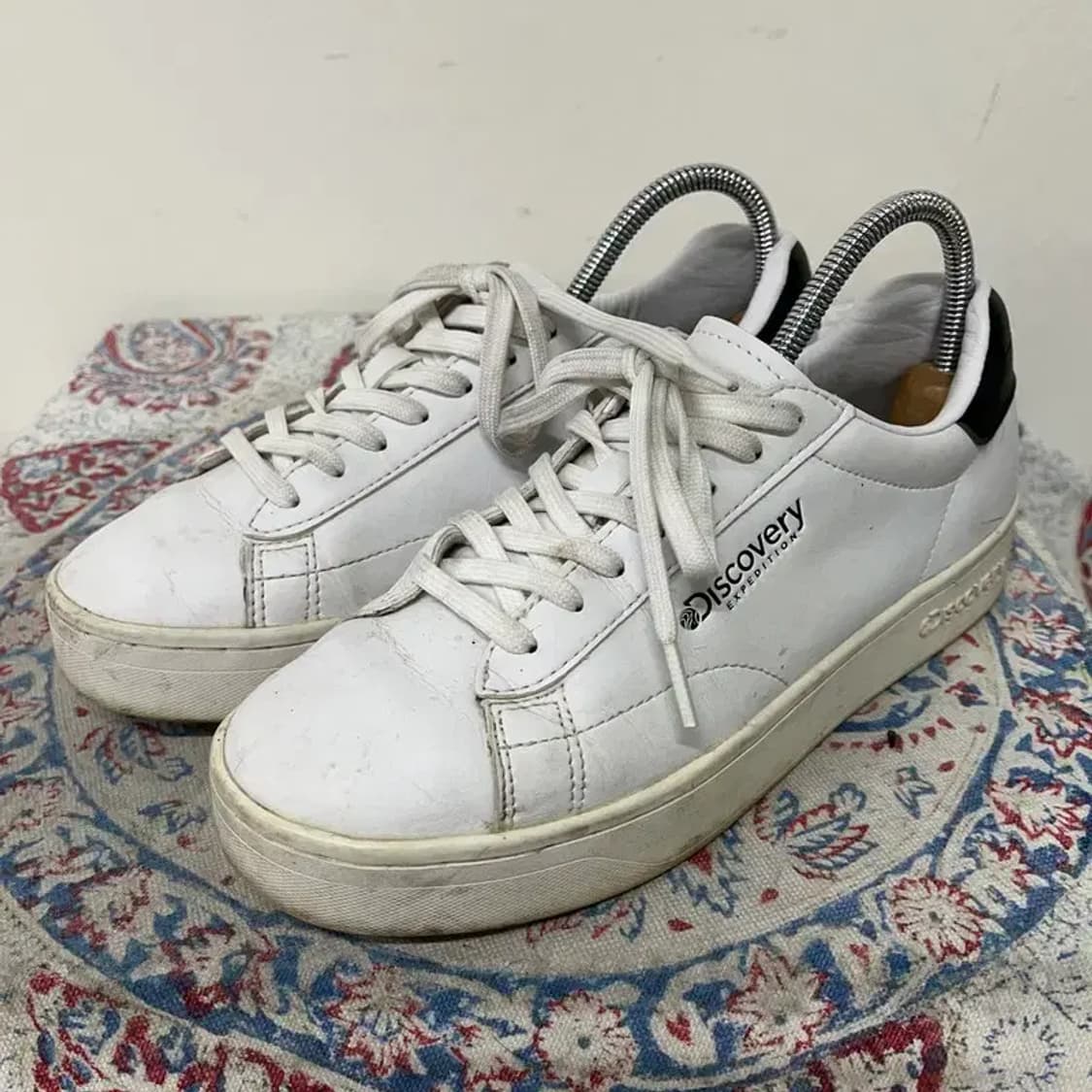 디스커버리 익스페디션 코트네오 캐주얼 스니커즈 240 E01416 상품이미지1