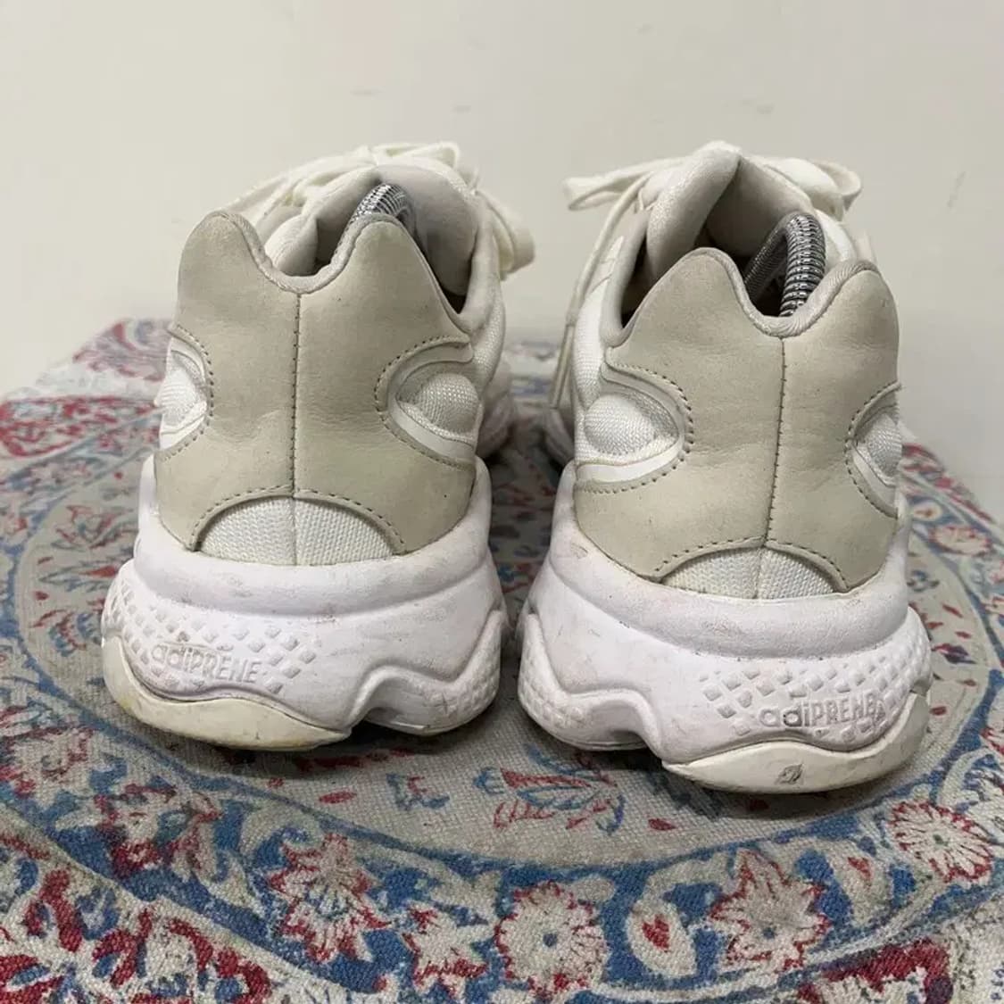 아디다스 오즈위고 퓨어 스니커즈 265 E01429 상품이미지2