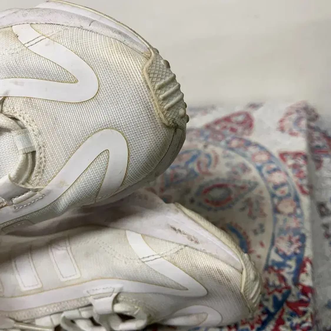 아디다스 오즈위고 퓨어 스니커즈 265 E01429 상품이미지6