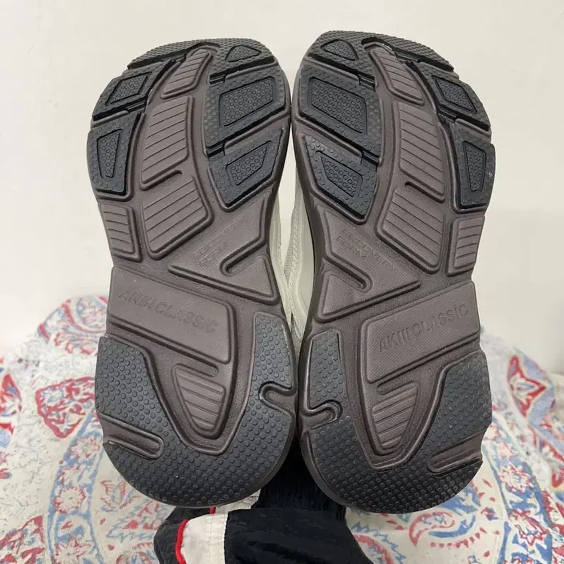 아키클래식 범퍼 트레이너 페일 라이트 그린 스니커즈 250 E01439 상품이미지4