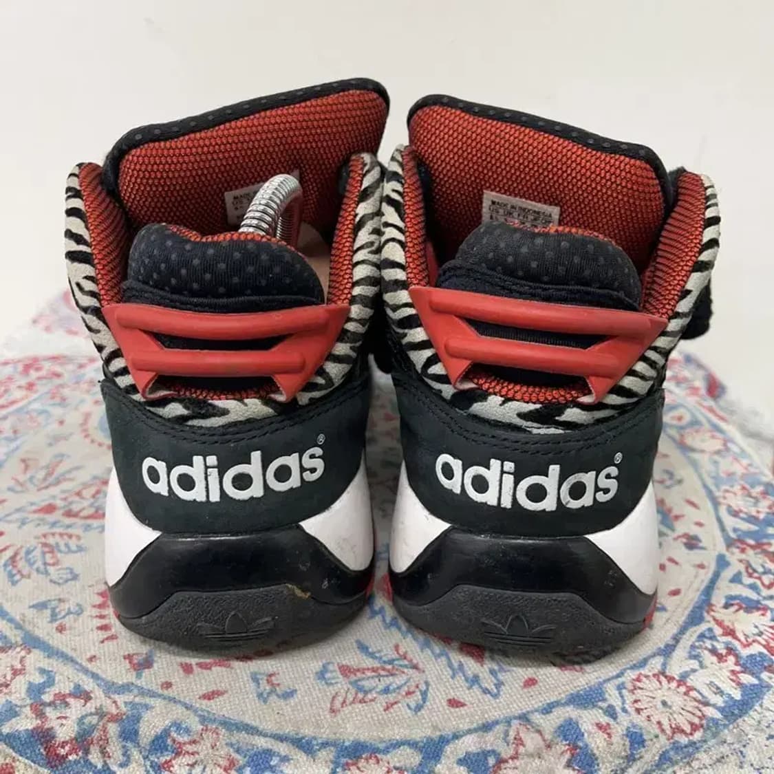 아디다스 스트리트볼 농구화 스니커즈 235 E01513 상품이미지2