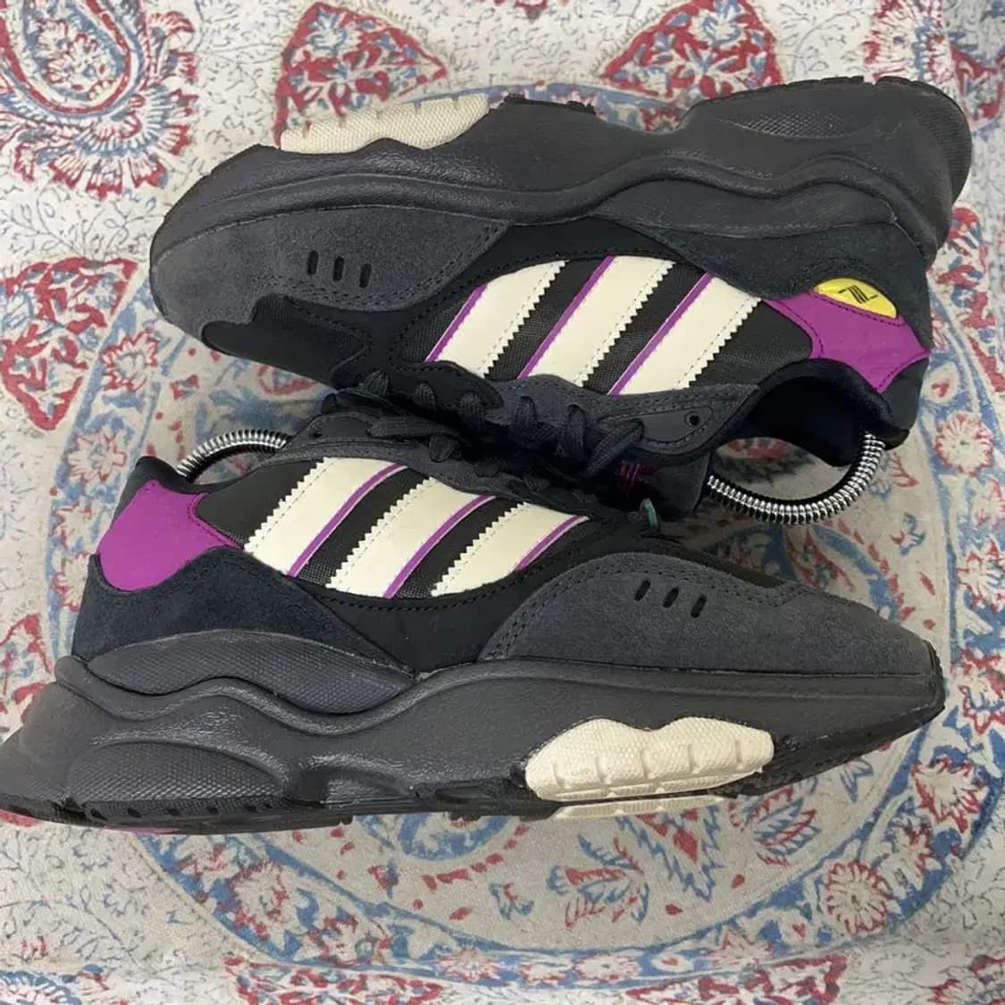 아디다스 레트로피 F90 운동화 스니커즈 230 E01514 상품이미지3