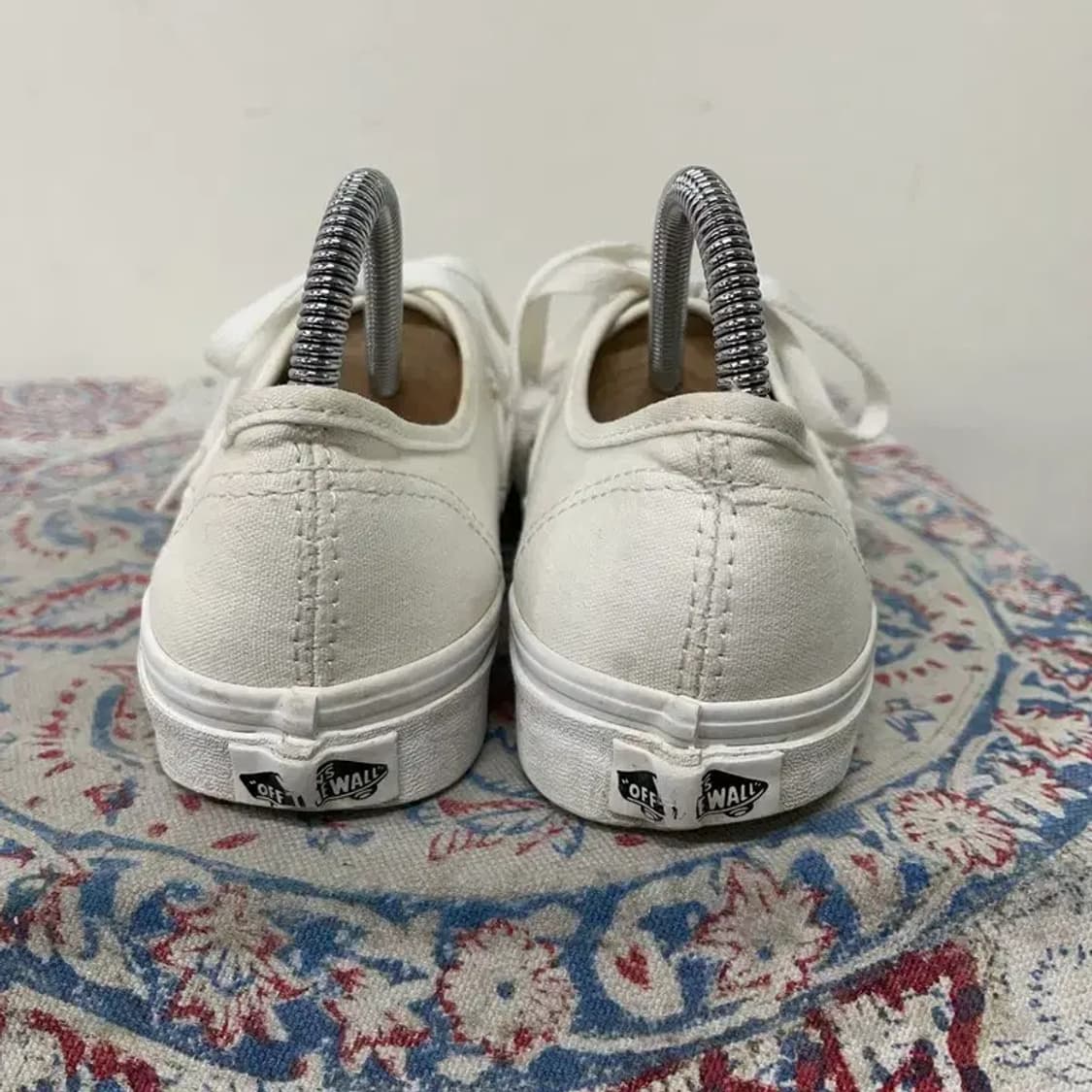 반스 클래식 어센틱 화이트 스니커즈 235 E01526 상품이미지2