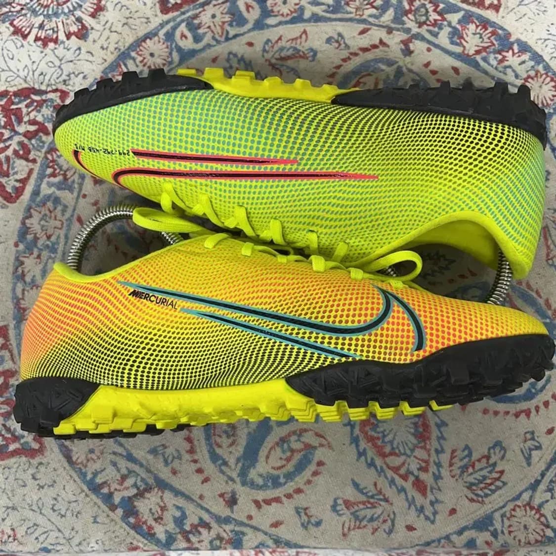 나이키 머큐리얼 베이퍼 13 아카데미 풋살화 운동화 230 E01606 상품이미지3