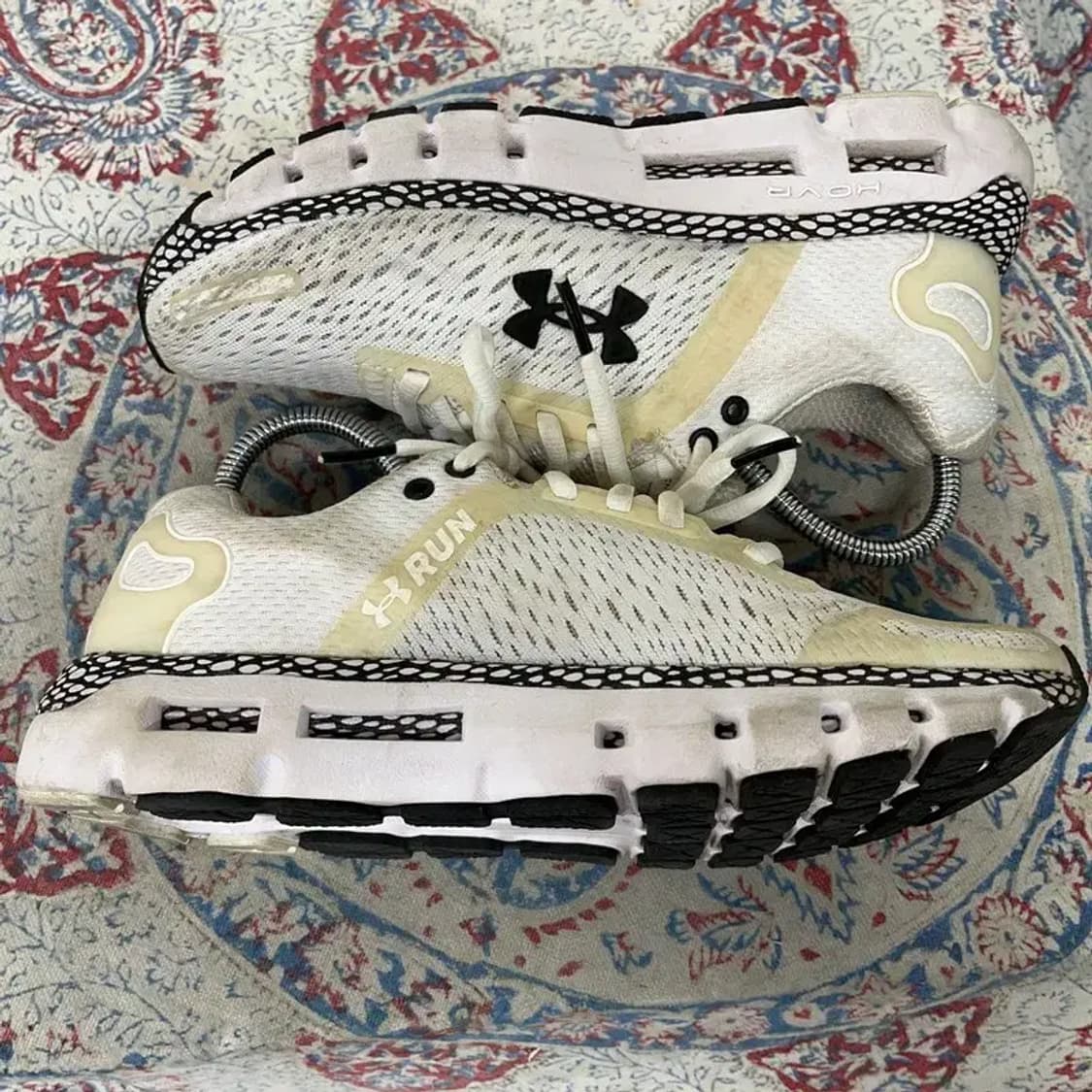 언더아머 호버 인피니트2 운동화 235 E01617 상품이미지3