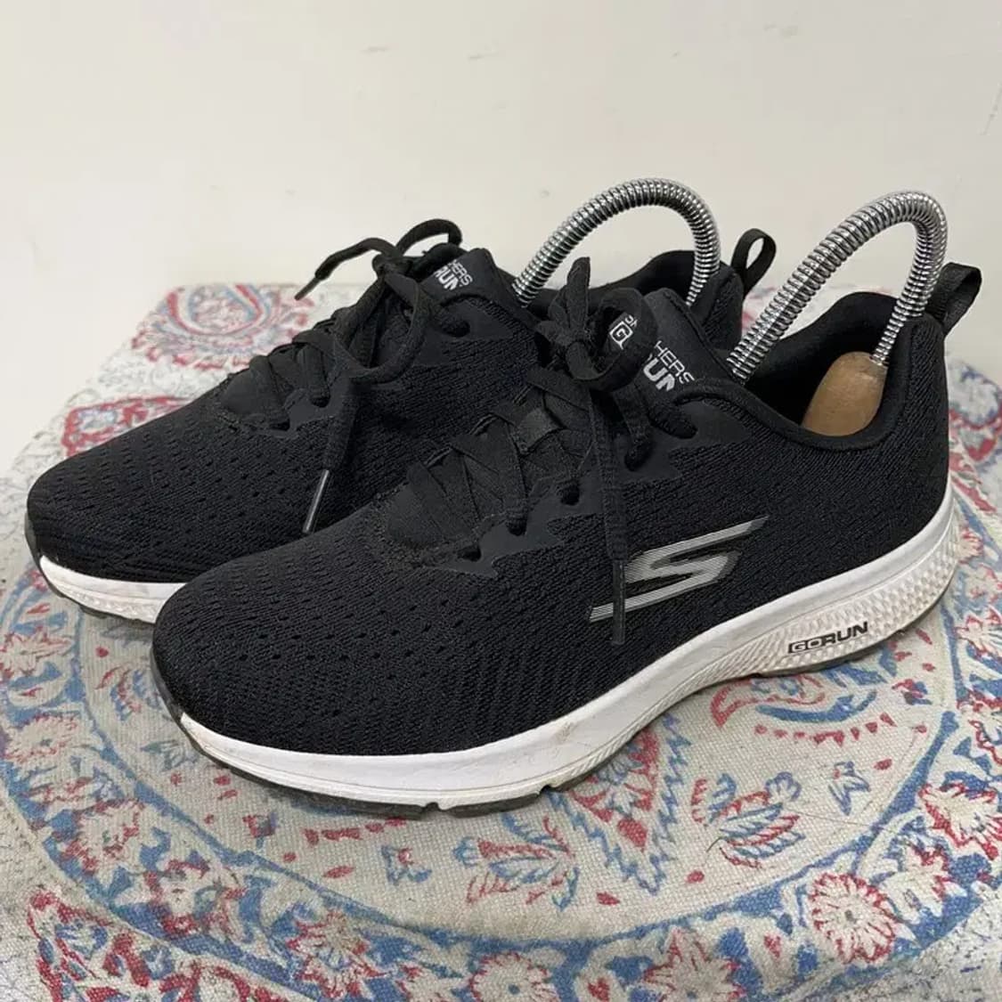 스케쳐스 고런 컨시스턴트 운동화 225 E01626 상품이미지1