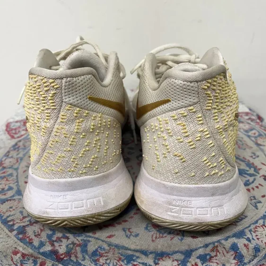 나이키 카이리 3 화이트골드 농구화 운동화 285 E01627 상품이미지2