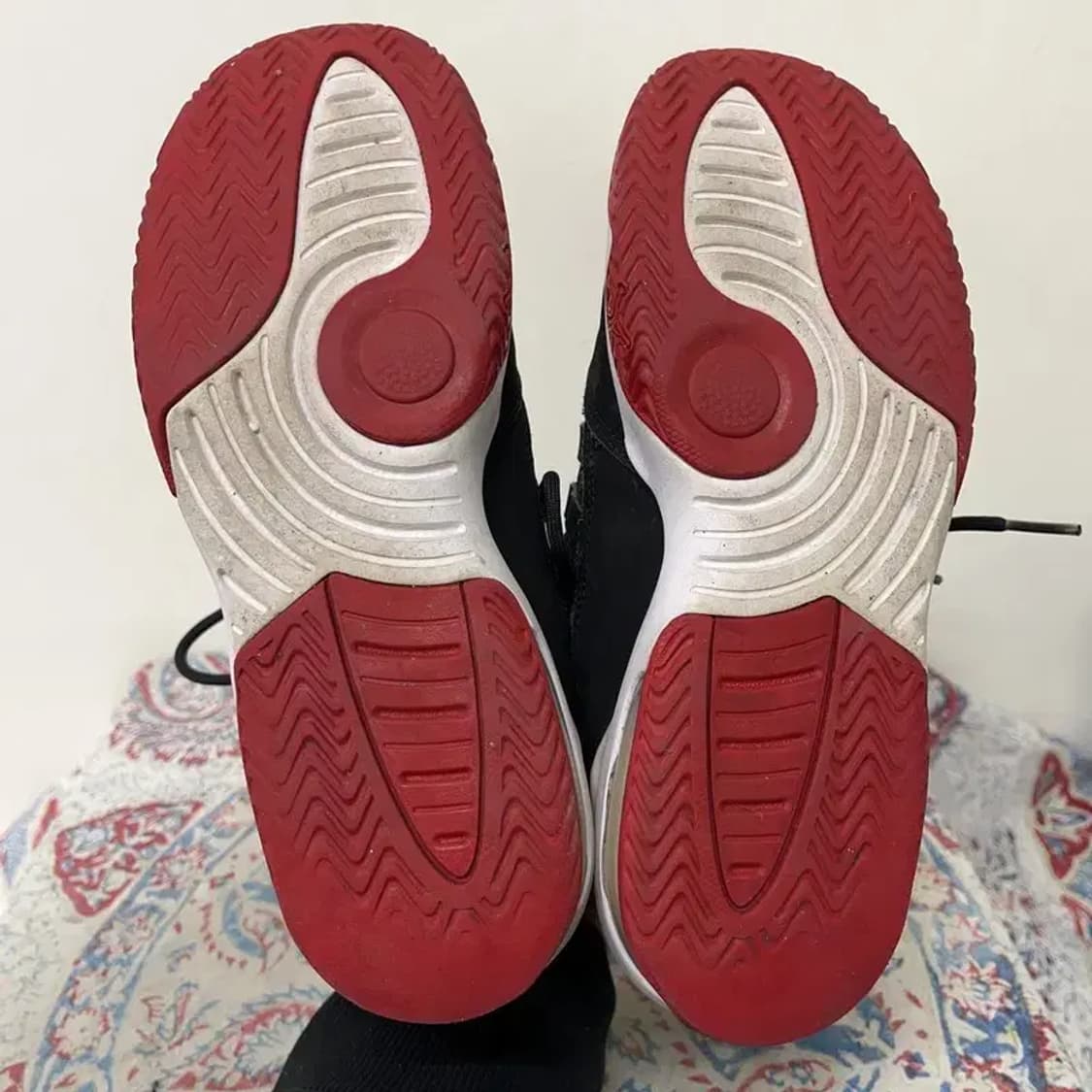 나이키 에어 조던 맥스 아우라 스니커즈 농구화 235 E01643 상품이미지4