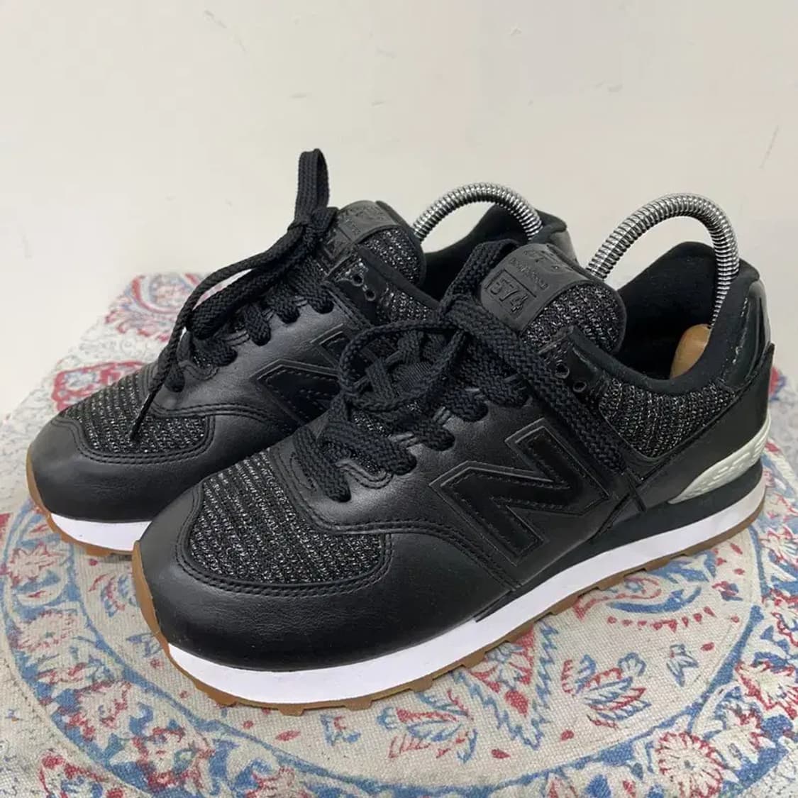 뉴발란스 574 블랙 스니커즈 운동화 245 E01649 상품이미지1