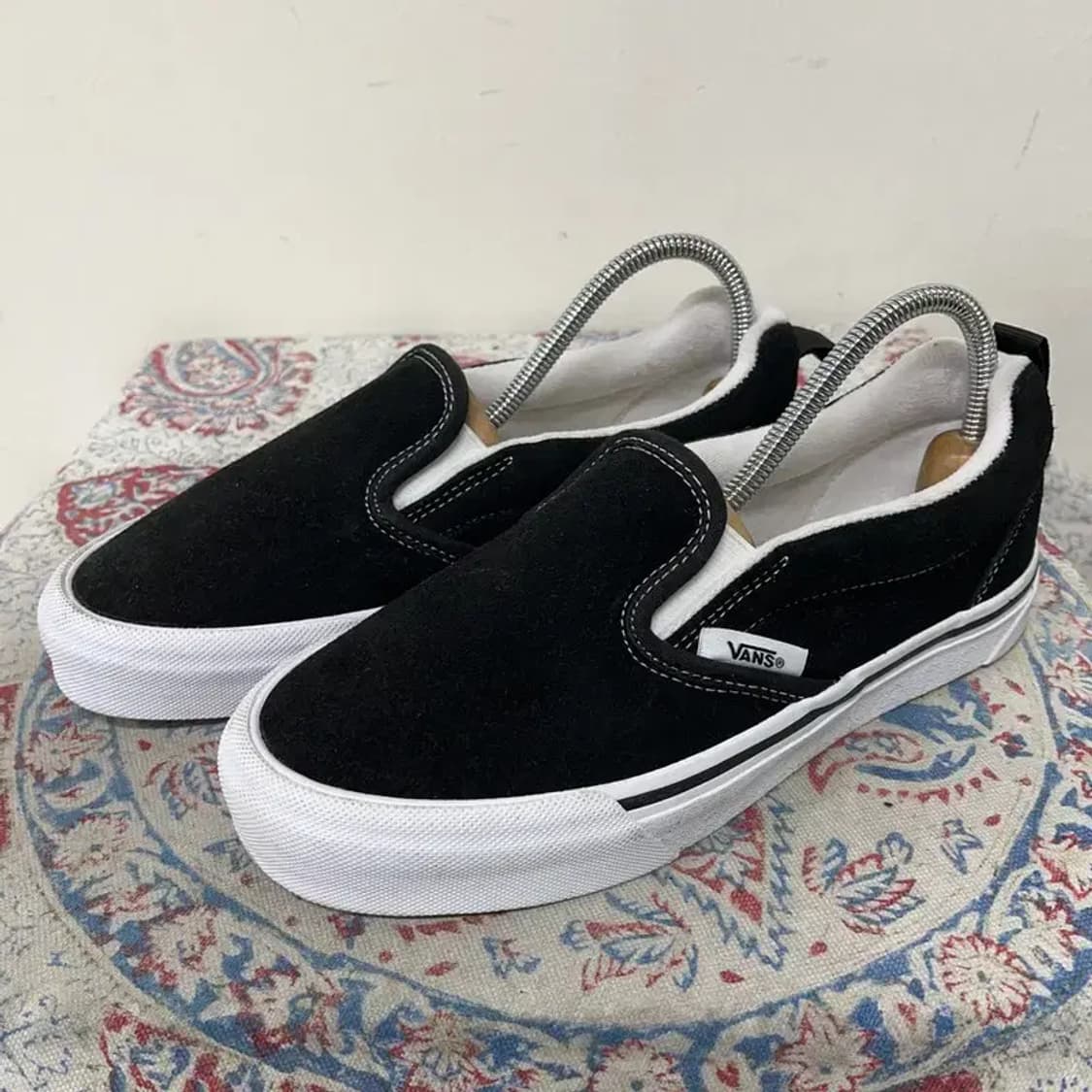 반스 뉴 슬립온 스니커즈 블랙 신발 235 E01652 상품이미지1