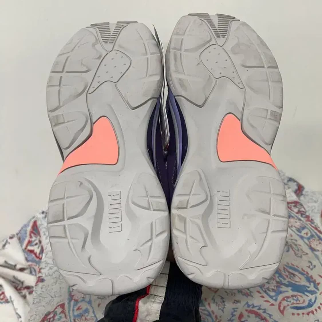 푸마 썬더 스펙트라 스니커즈 운동화 220 E01663 상품이미지4