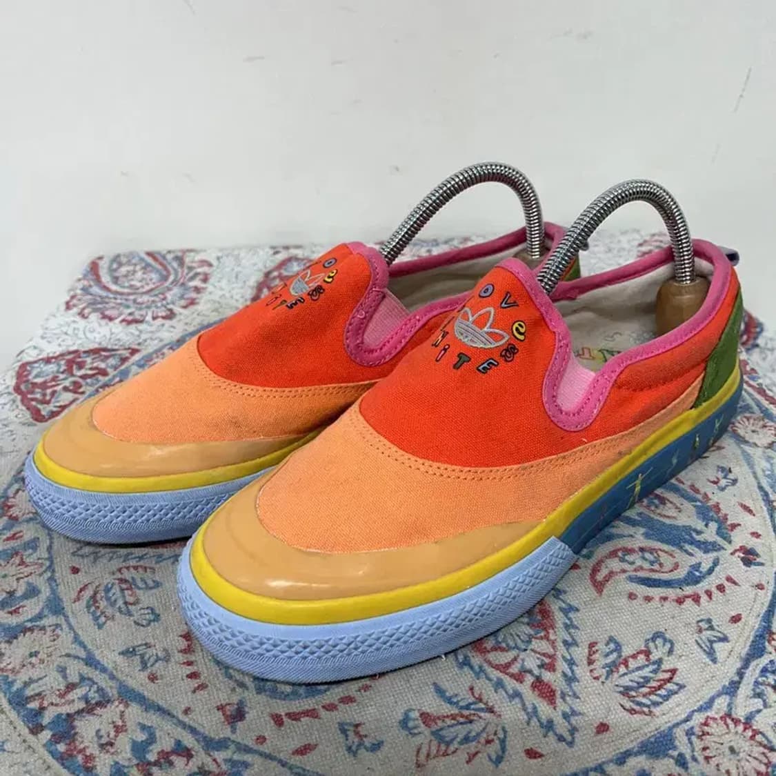 아디다스 니짜 슬립 프라이드 슬립온 스니커즈 240 E01665 상품이미지1