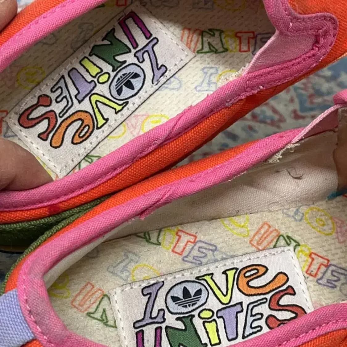 아디다스 니짜 슬립 프라이드 슬립온 스니커즈 240 E01665 상품이미지6