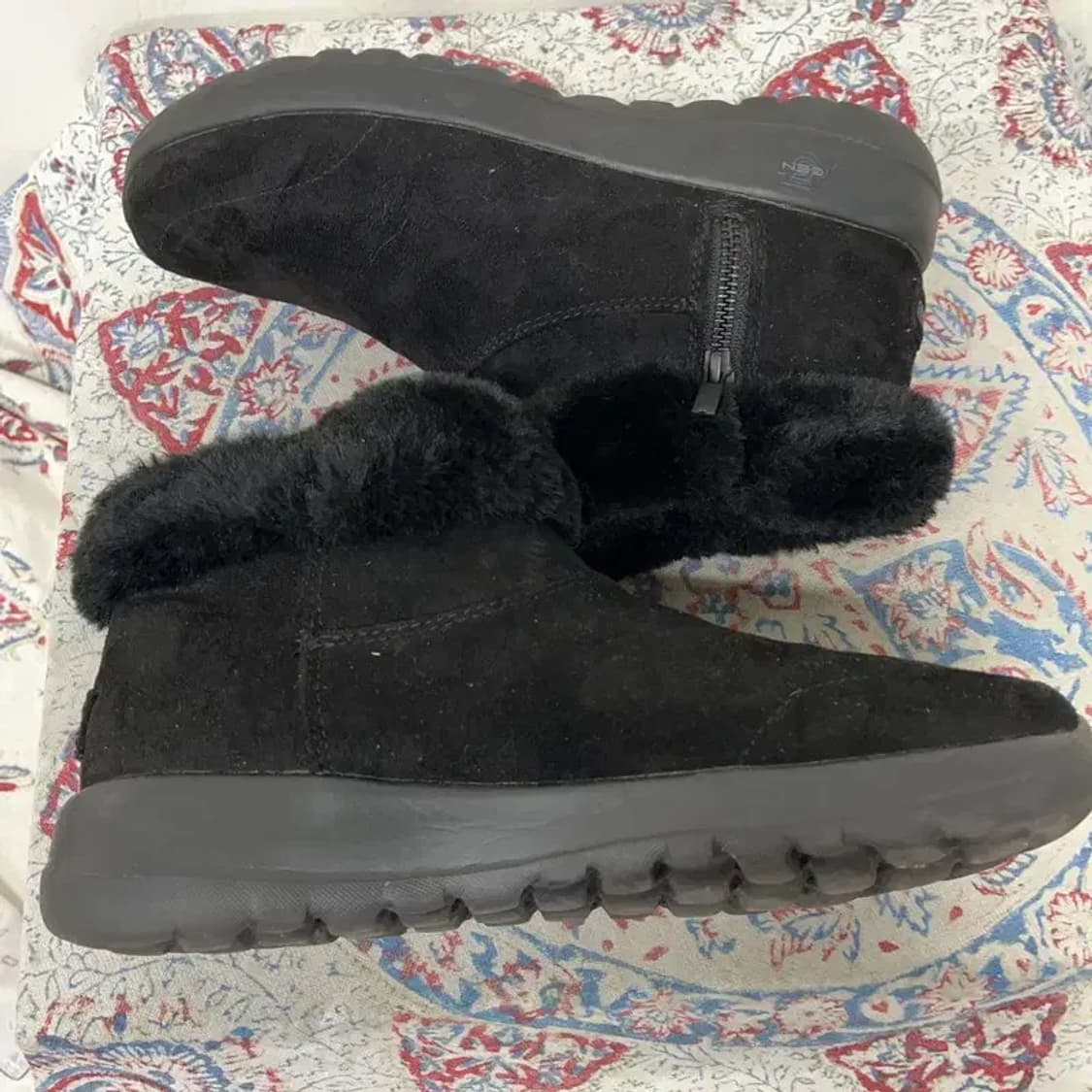 스케쳐스 온더고 방한부츠 털신발 겨울신발 250 E01673 상품이미지3