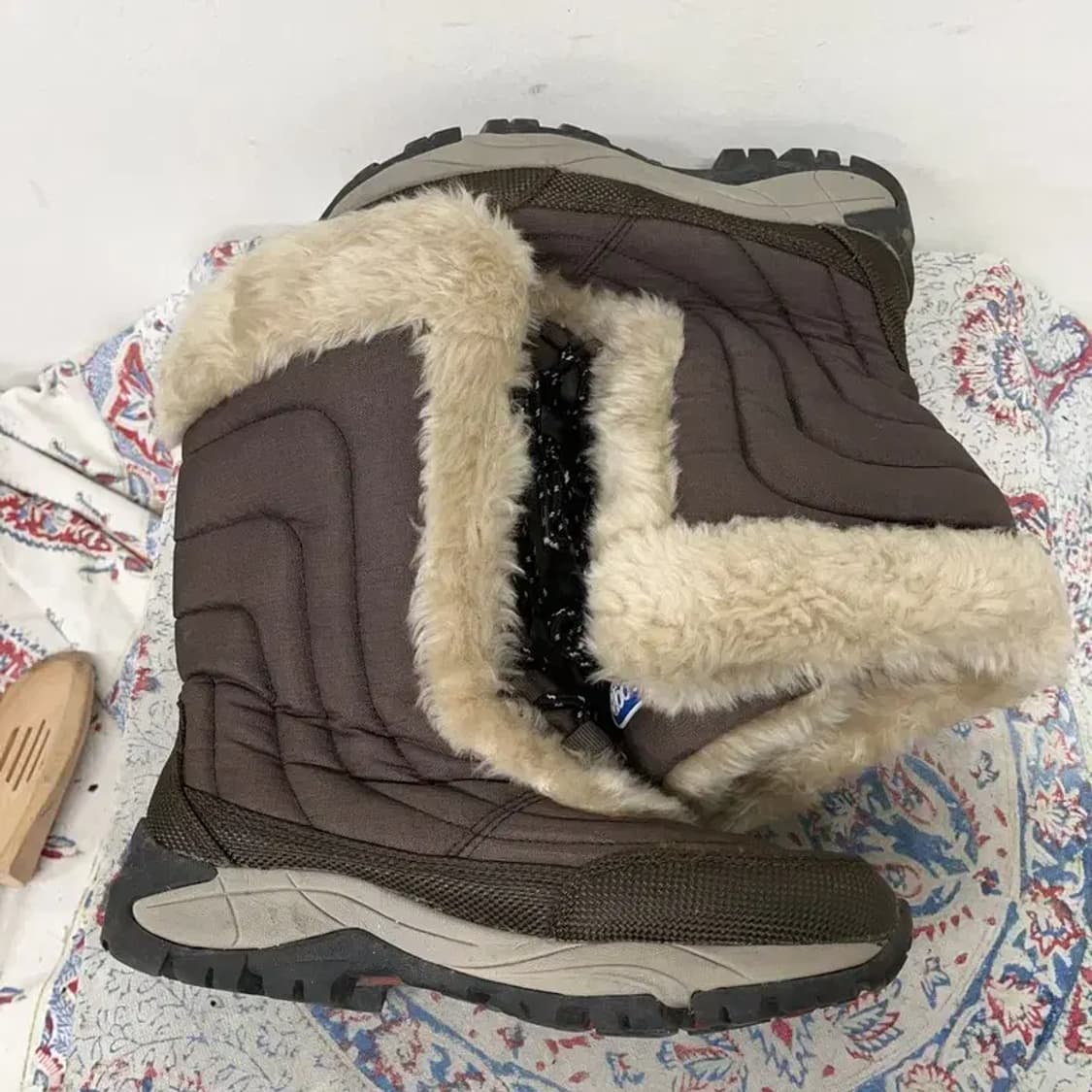 아웃도어 프로덕트 유콘 퍼 트리밍 패딩부츠 털신발 250 E01692 상품이미지3