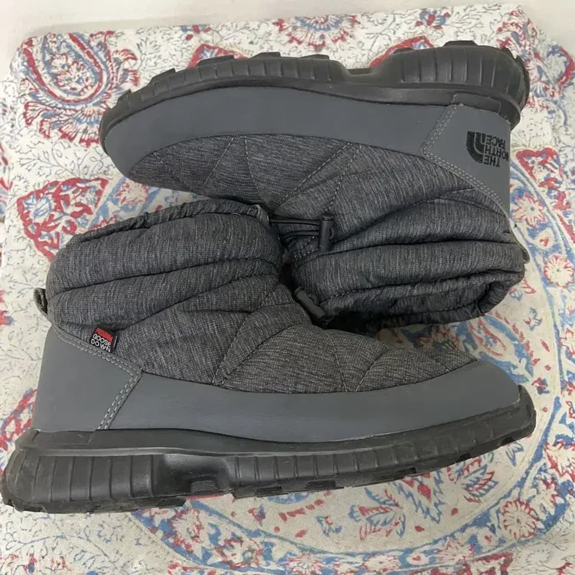 노스페이스 화이트라벨 부띠 패딩신발 방한화 240 E01700 상품이미지3