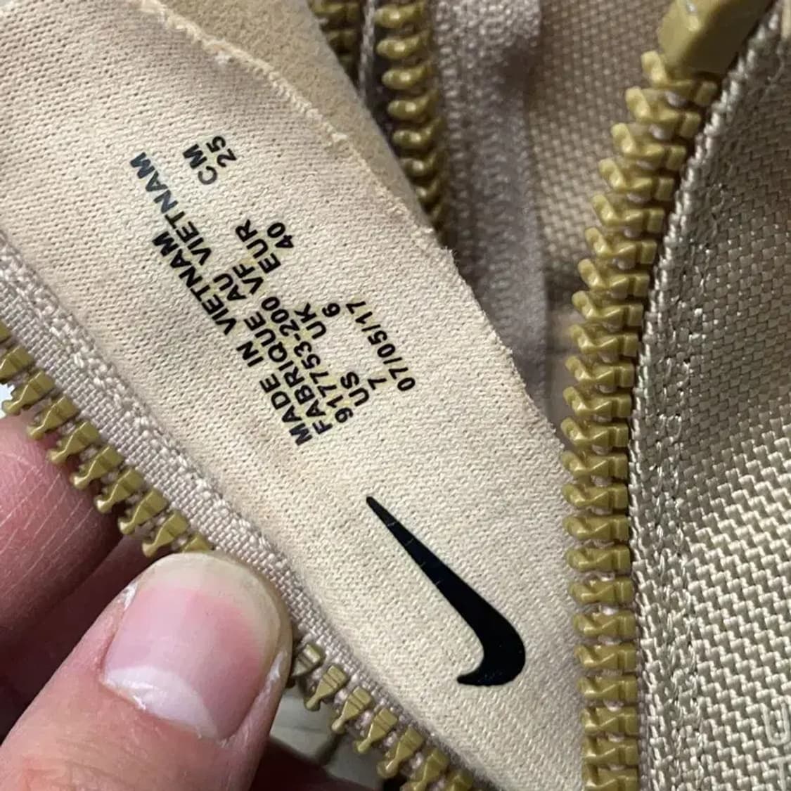 나이키 SF 에어포스 1 미드 머쉬룸 스니커즈 250 E01698 상품이미지6