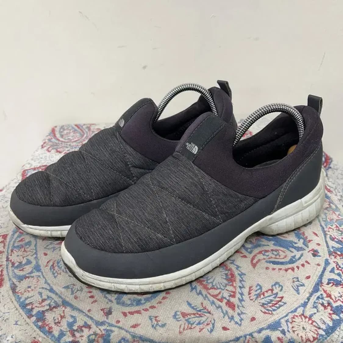 노스페이스 패딩신발 방한화 겨울신발 240 E01701 상품이미지1