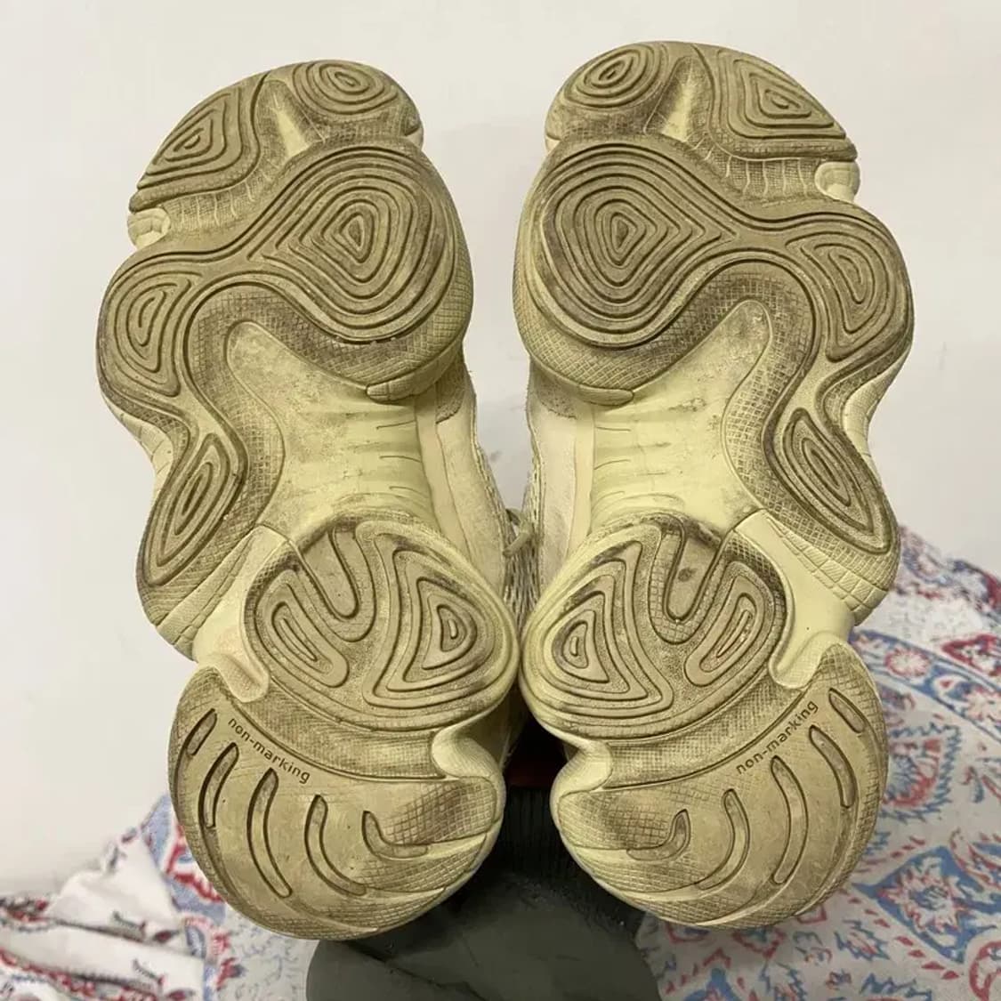 아디다스 이지 부스트 500 스니커즈 운동화 240 E01714 상품이미지4