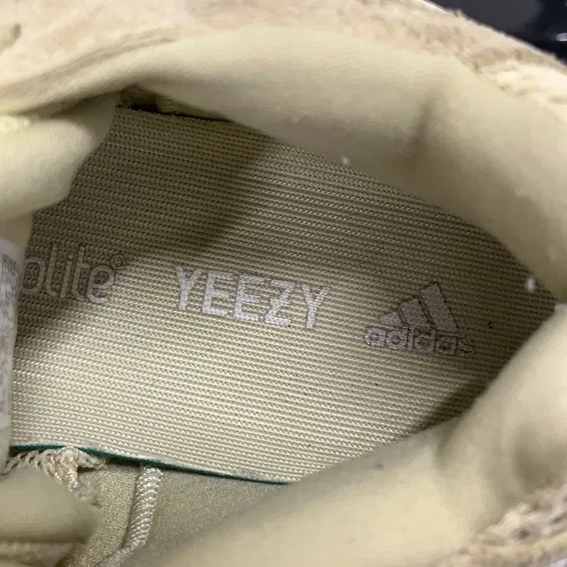 아디다스 이지 부스트 500 스니커즈 운동화 240 E01714 상품이미지5