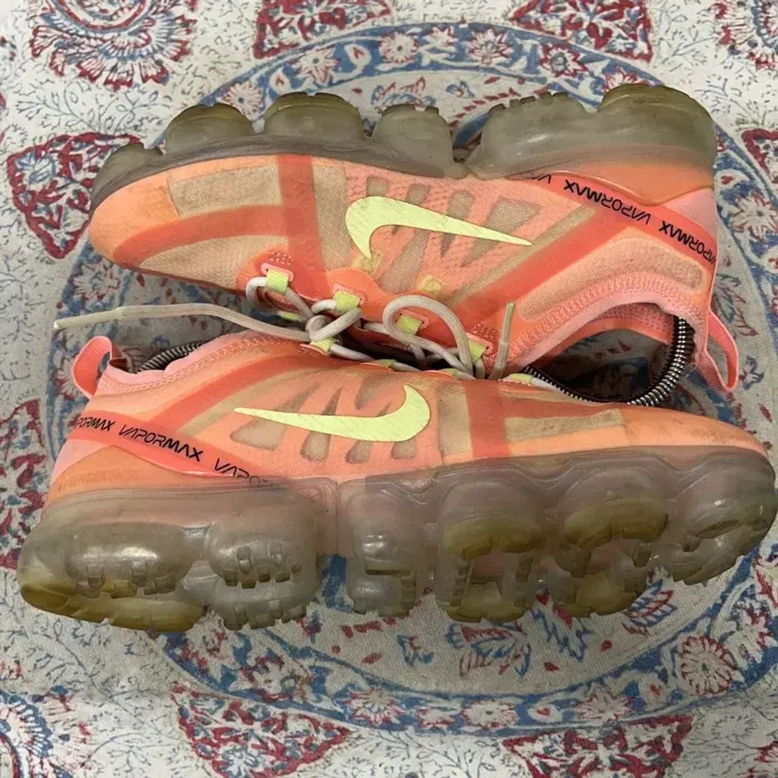 나이키 에어 베이퍼맥스 2019 운동화 240 E01716 상품이미지3