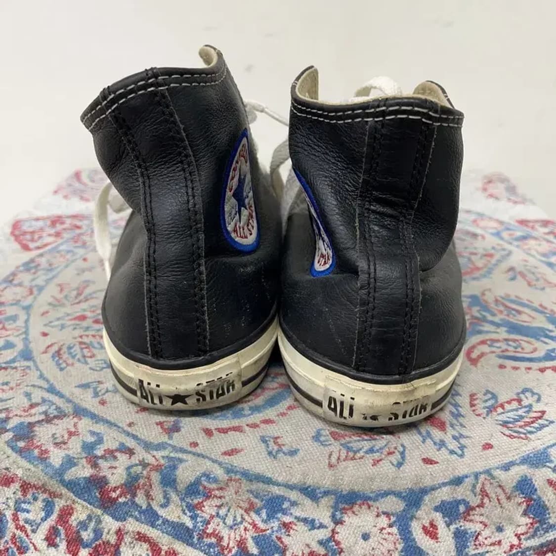 컨버스 척 테일러 올스타 하이 레더 블랙 스니커즈 235 E01718 상품이미지2