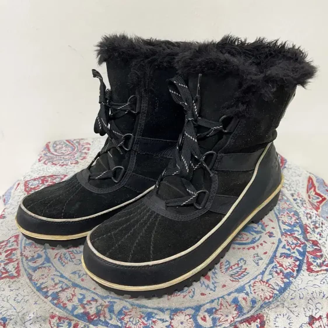 소렐 SOREL 티볼리 스웨이드 방한 부츠 털신발 250 E01740 상품이미지1