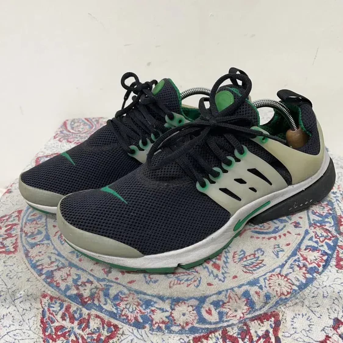 나이키 프레스토 에센셜 스니커즈 운동화 270 E01734 상품이미지1