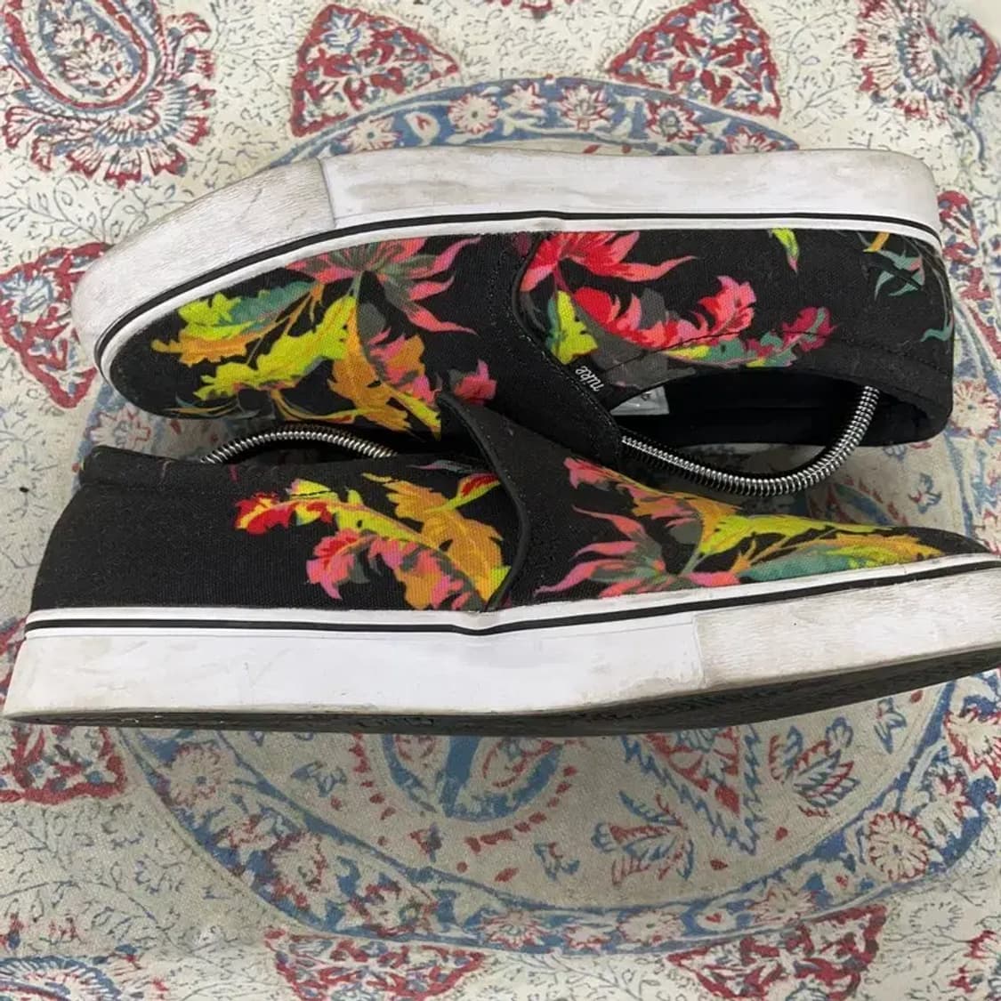 나이키 코트로얄 AC 슬립온 플라워 스니커즈 275 E01735 상품이미지3