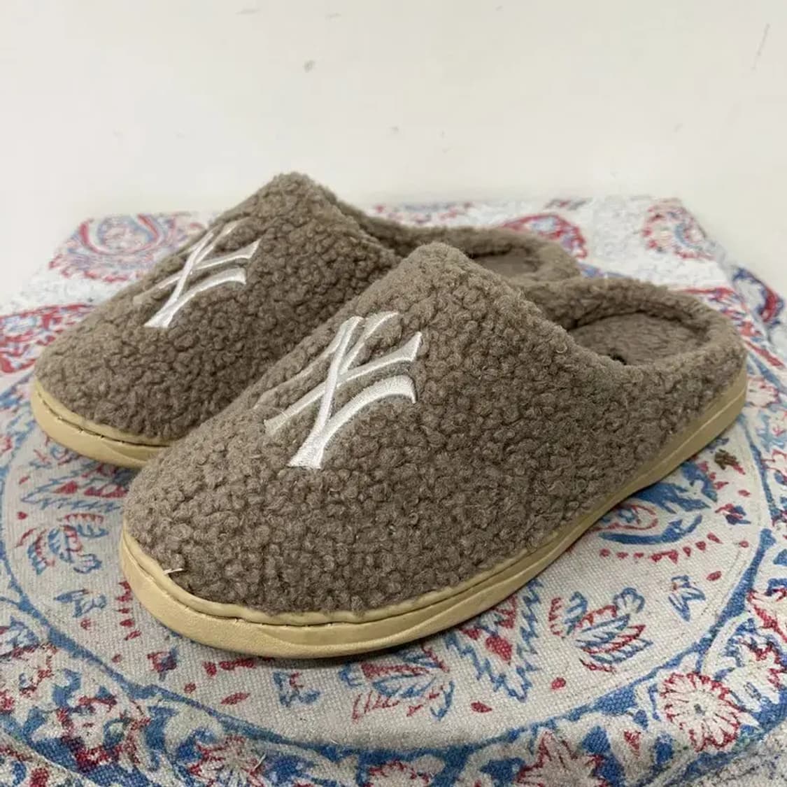 MLB 뉴욕양키스 뽀글이신발 뽀글이 슬리퍼 230 E01745 상품이미지1