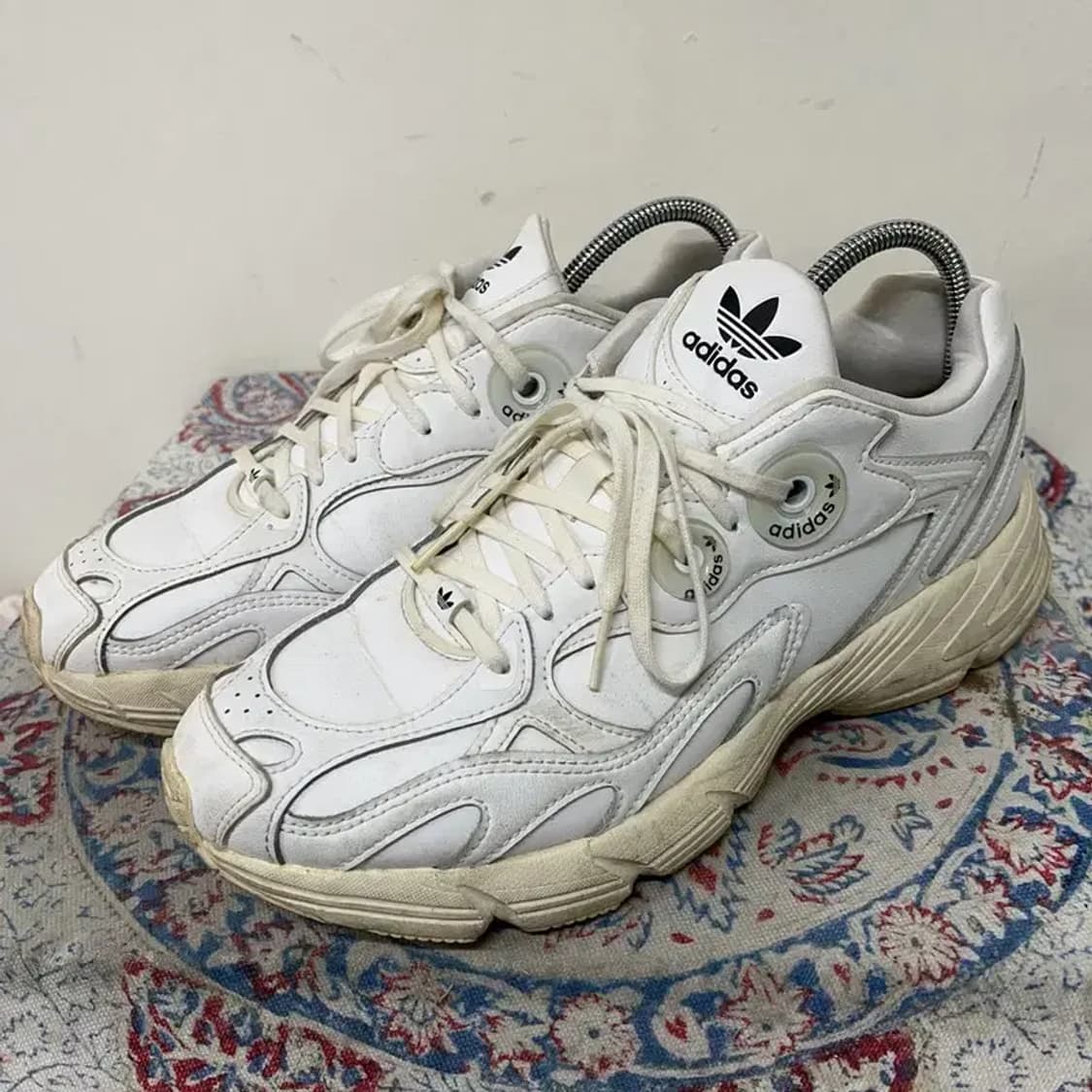 아디다스 아스티어 스니커즈 운동화 270 E01746 상품이미지1