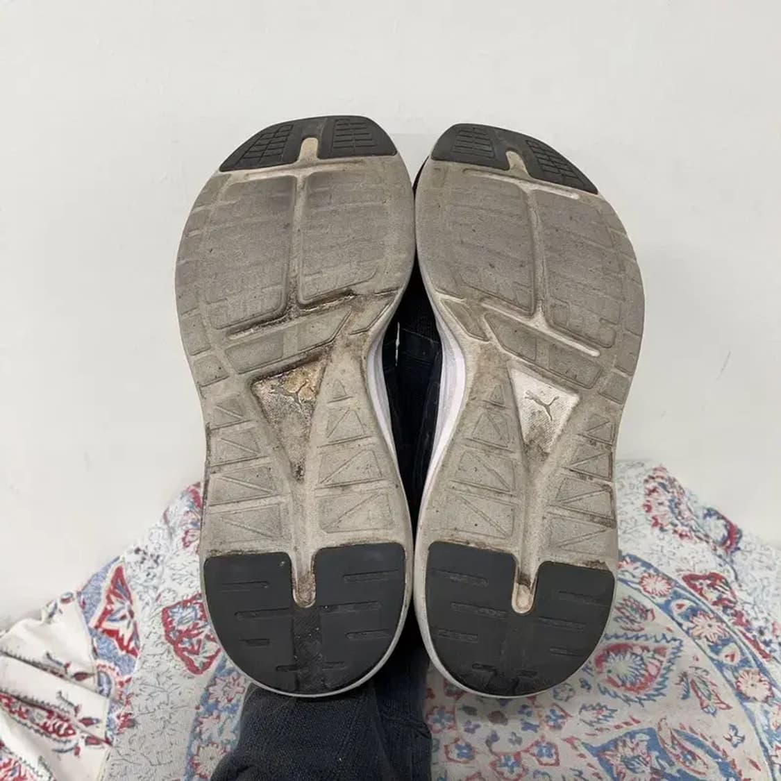 푸마 소프트라이드 엔조 에보 슬립온 스니커즈 280 E01751 상품이미지4