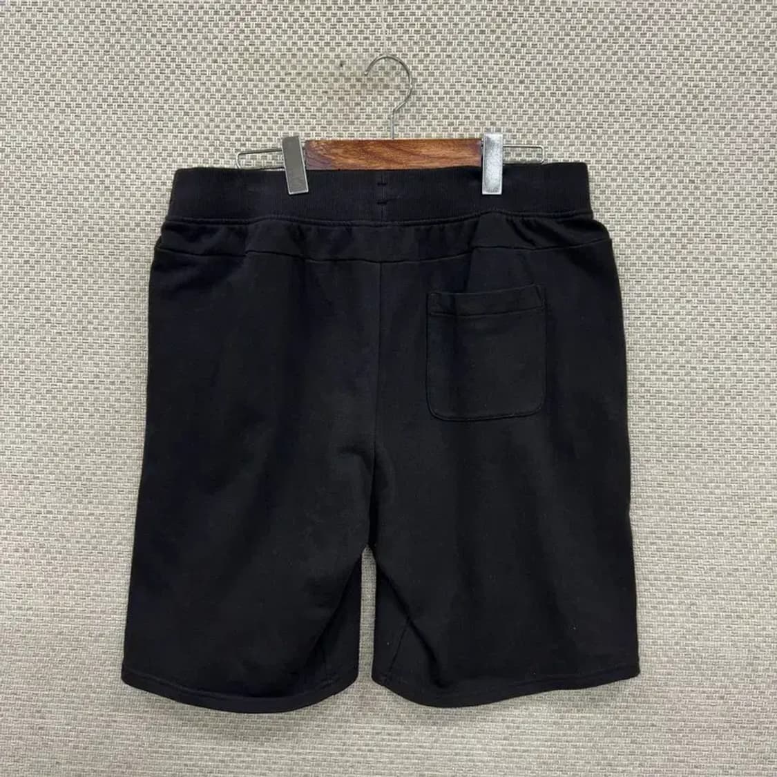 게스 블랙 캐주얼 남자 반바지 98 D06411 상품이미지2