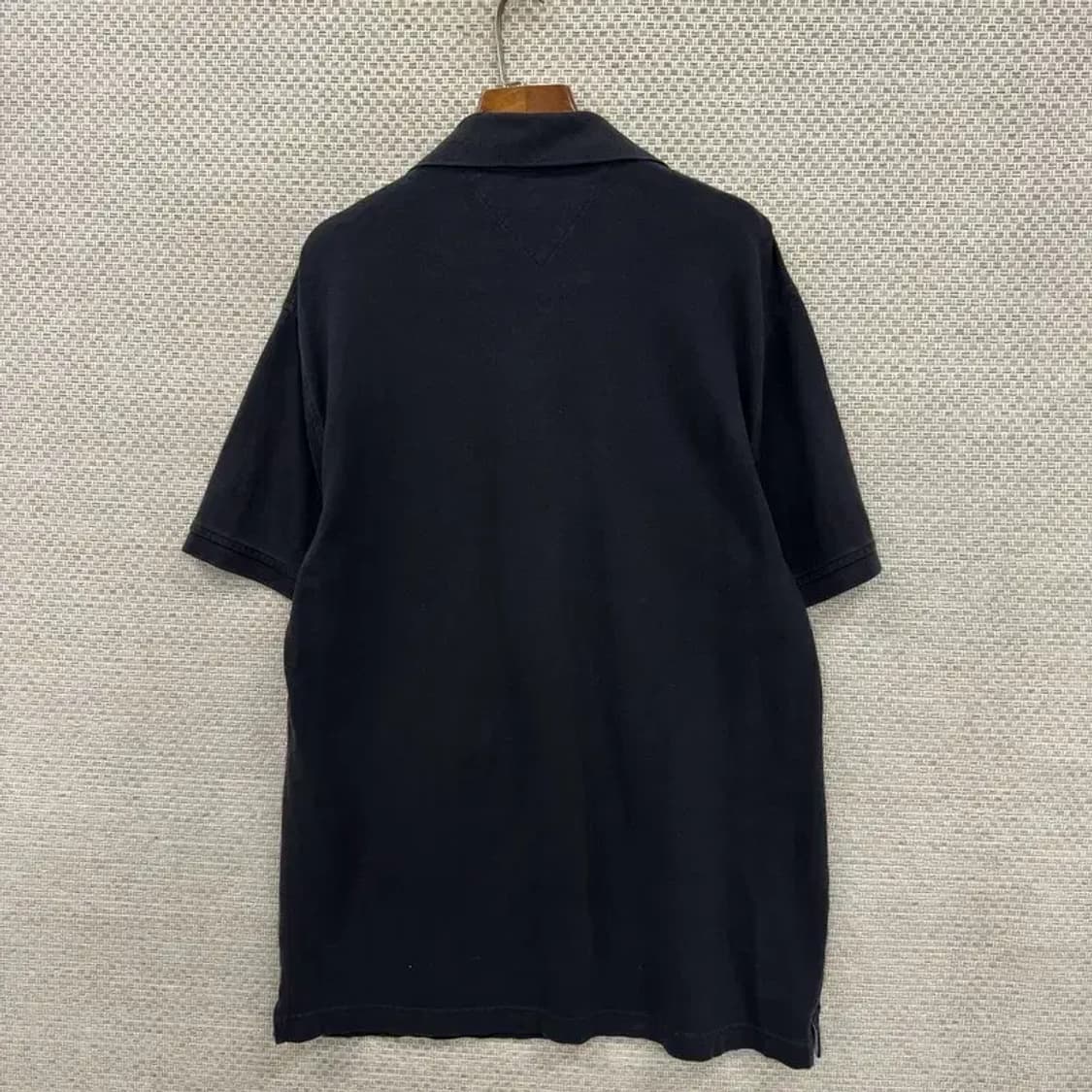 타미힐피거 블랙 캐주얼 반팔카라티 105 D06391 상품이미지2