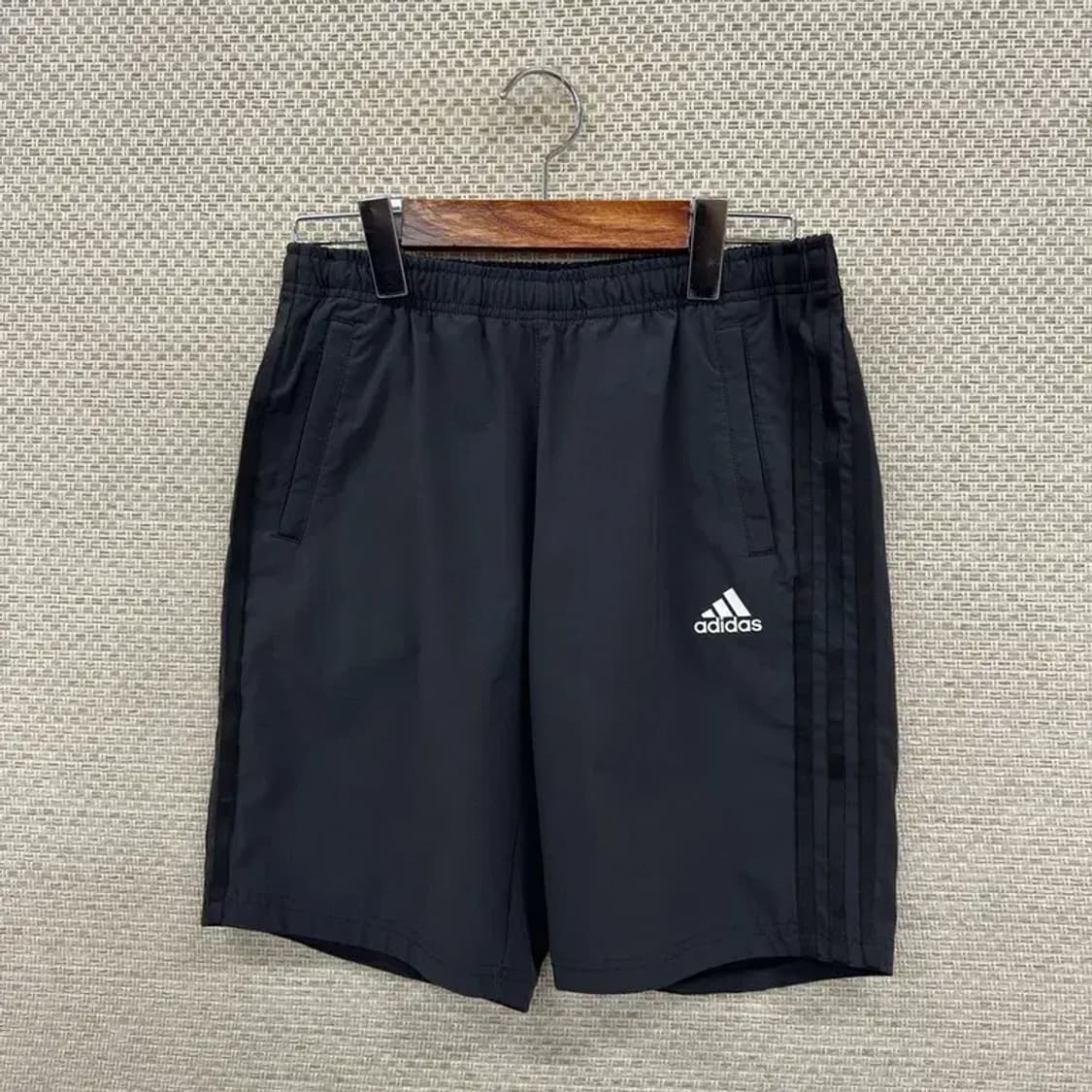 아디다스 삼선 블랙 운동 런닝 반바지 72 D06506 상품이미지1