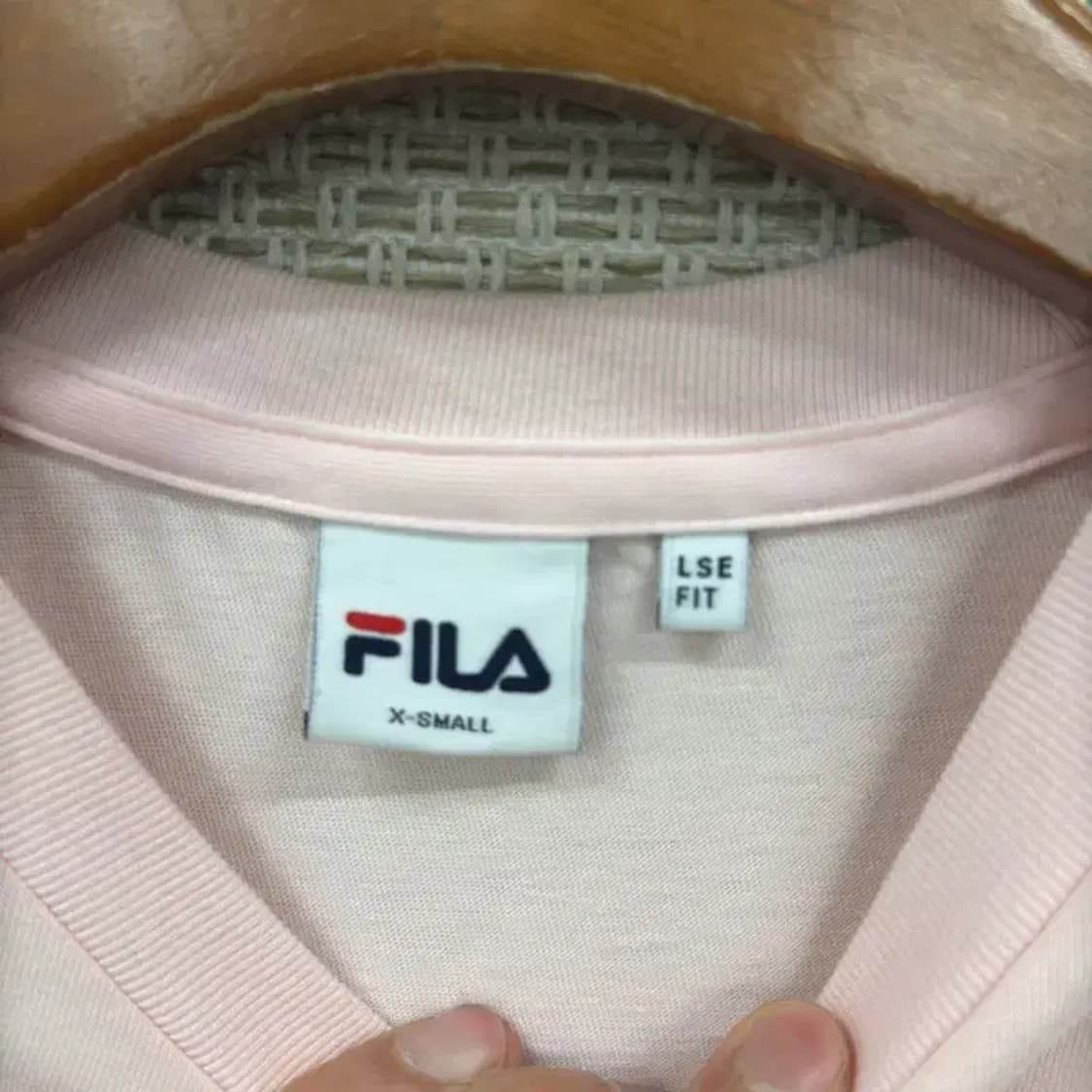 필라 FILA 라이트 핑크 캐주얼 반팔티 95 D06496 상품이미지3