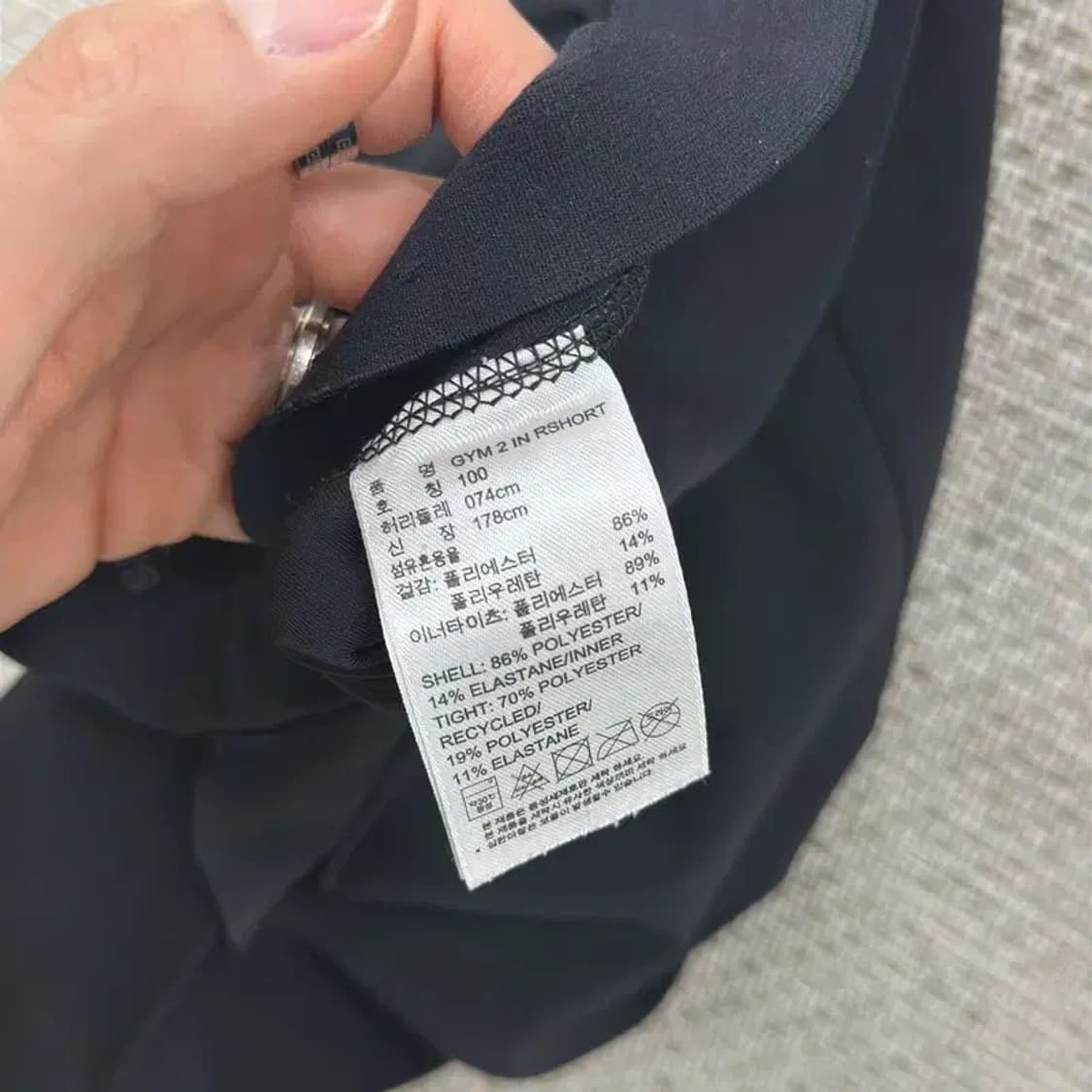 아디다스 헬스 런닝 블랙 기능성 여자 운동 반바지 100 D06862 상품이미지4