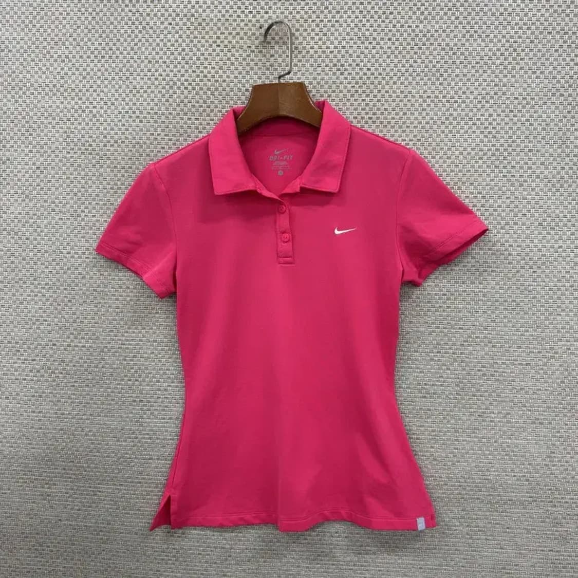 나이키 드라이핏 운동 기능성 여자 반팔카라티 85 D06940 상품이미지1