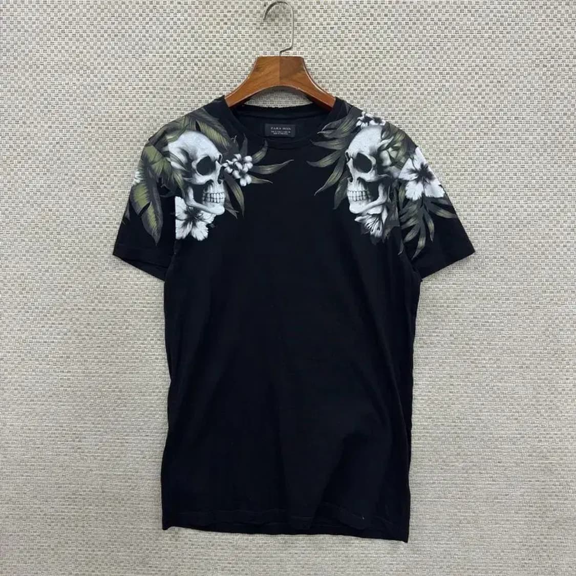 자라 ZARA 블랙 해골 프린트 반팔티 90 D06924 상품이미지1