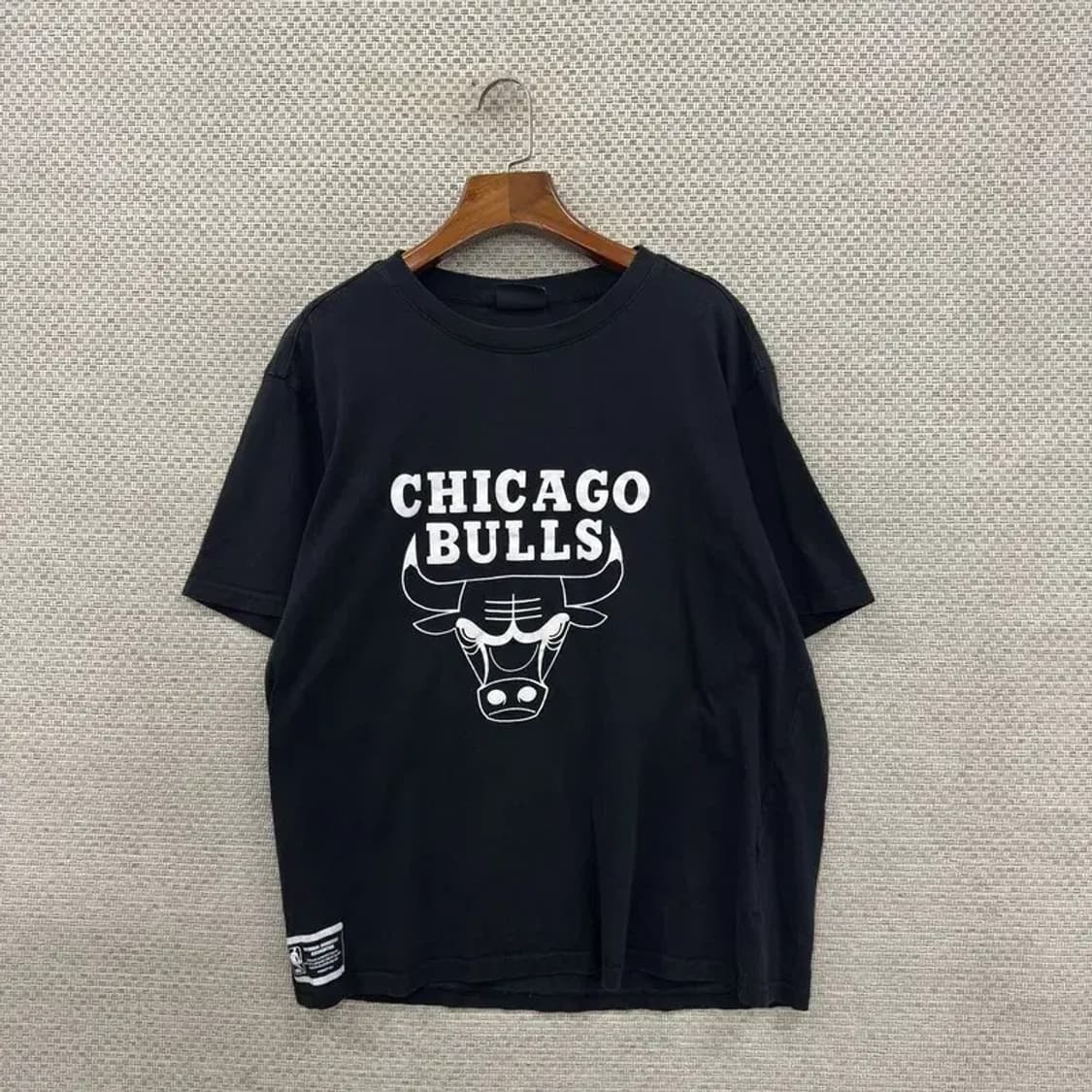 NBA 시카고불스 프린트 블랙 반팔티 105 D06933 상품이미지1