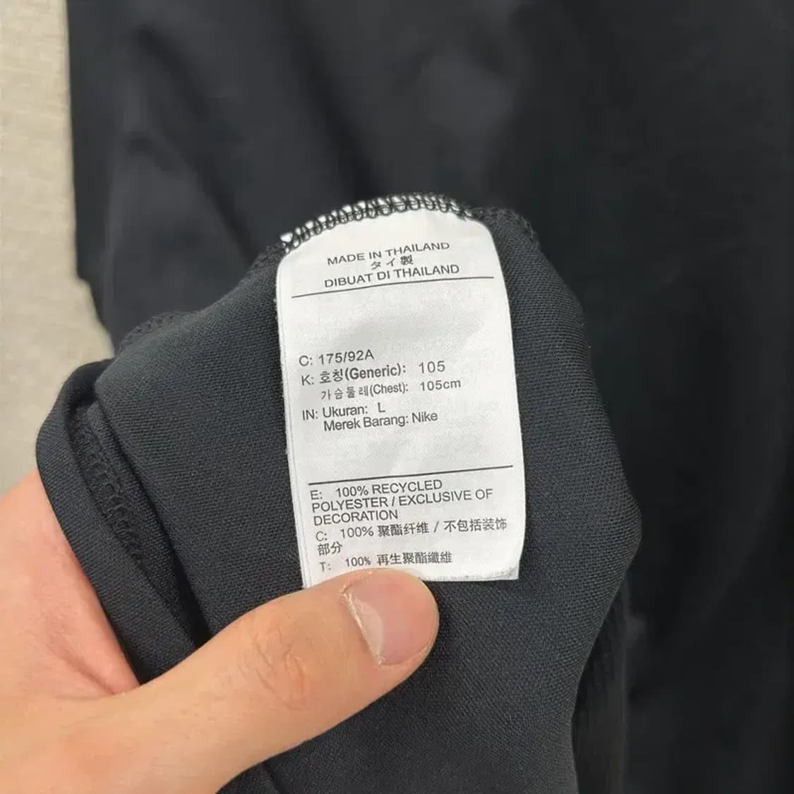 나이키 드라이핏 운동 기능성 블랙 런닝 반팔티 100 D07028 상품이미지4