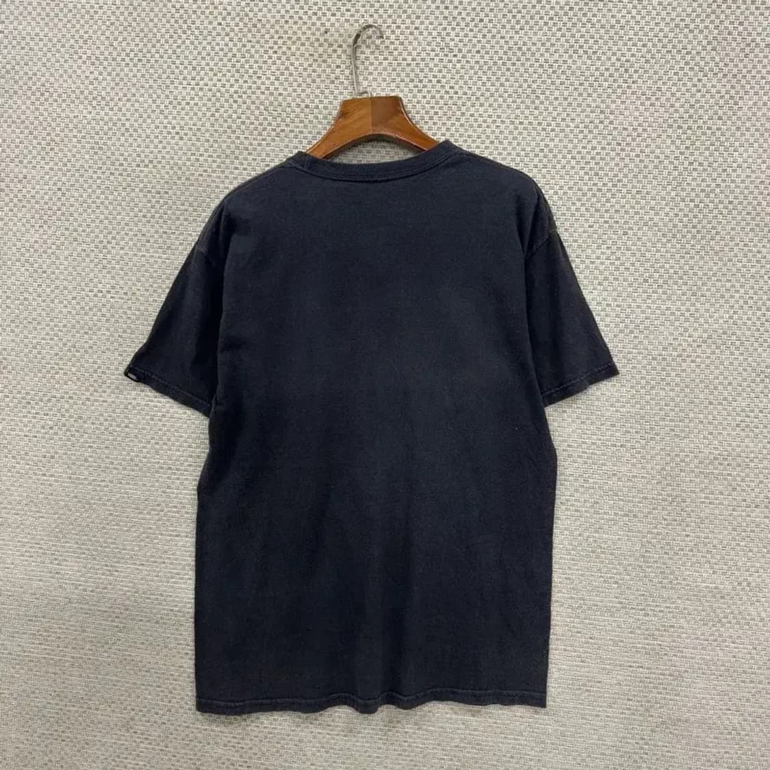 반스 블랙 빅로고 캐주얼 반팔티 95 D07043 상품이미지2