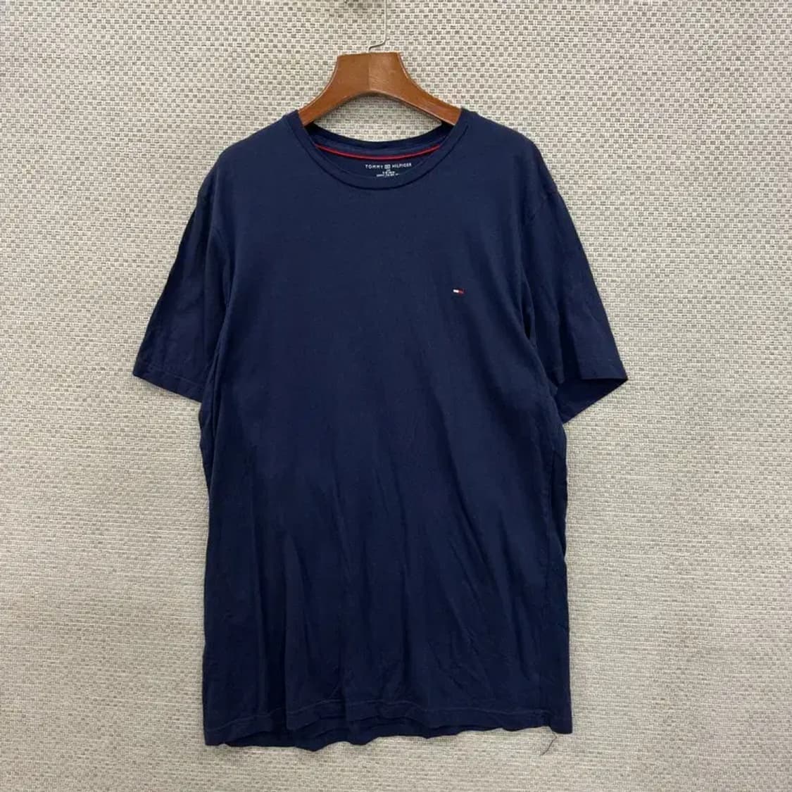 타미힐피거 네이비 캐주얼 반팔티 105 D07104 상품이미지1