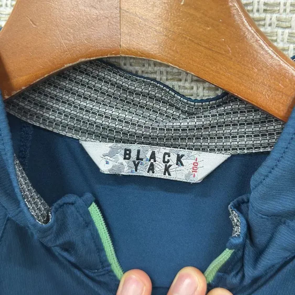 블랙야크 등산 아웃도어 기능성 반집업 반팔티 100 D07127 상품이미지3