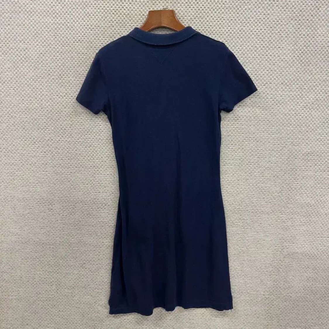 타미힐피거 자수로고 슬림핏 반팔 원피스 90 D07396 상품이미지2