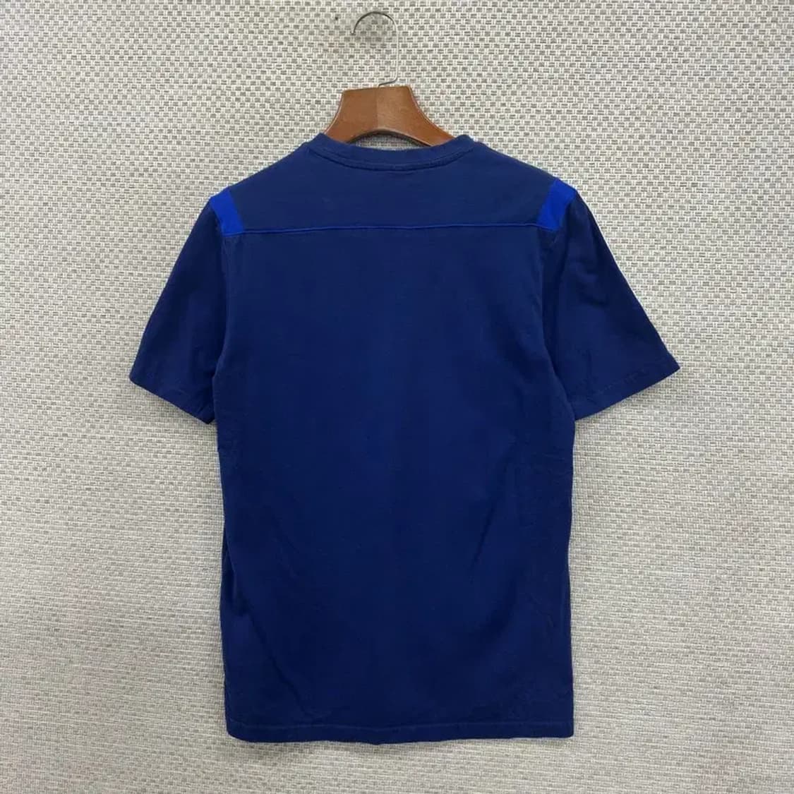 아디다스 자수로고 캐주얼 반팔티 95 D07388 상품이미지2