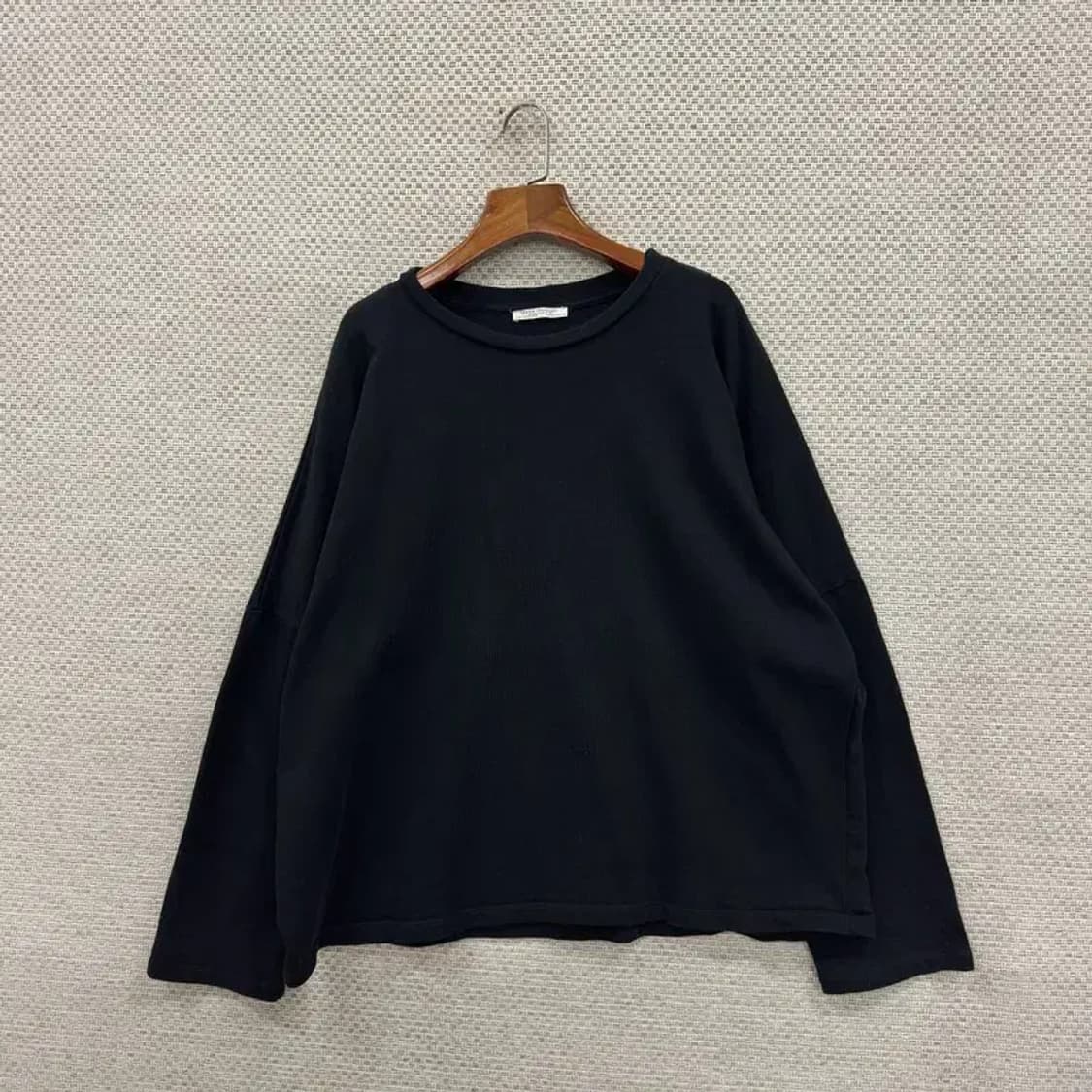 자라 ZARA 캐주얼 오버핏 롱슬리브 긴팔티 100 D07482 상품이미지1