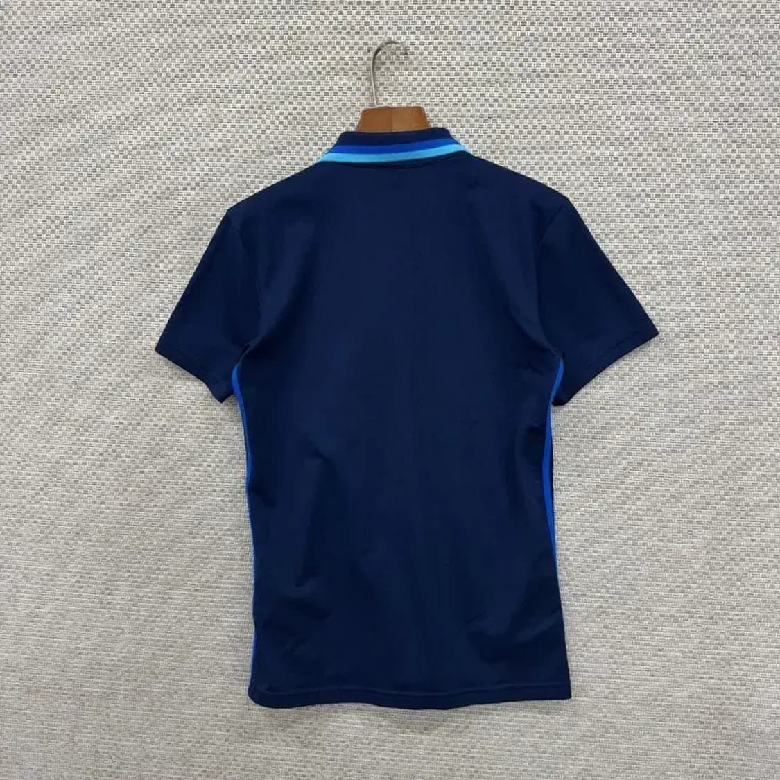 아디다스 자수로고 삼선 기능성 반팔카라티 95 D07471 상품이미지2